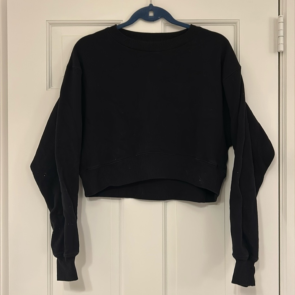 Cotton On Women’s Black Crewneck Size Small